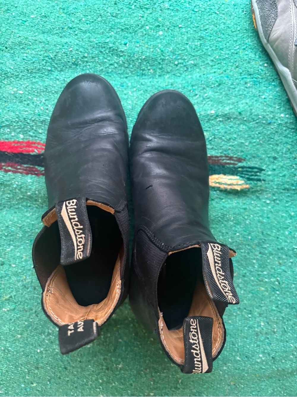 Black heeled Blundstone leather boots 8.5US